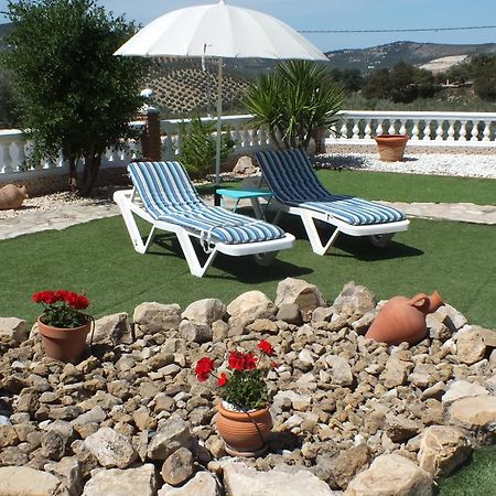 Kayenne Holiday Rentals Iznajar Exterior photo