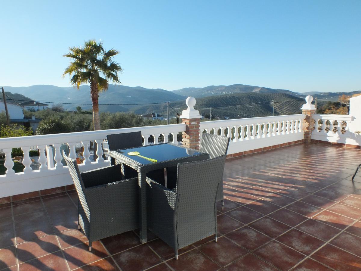 Kayenne Holiday Rentals Iznajar Exterior photo